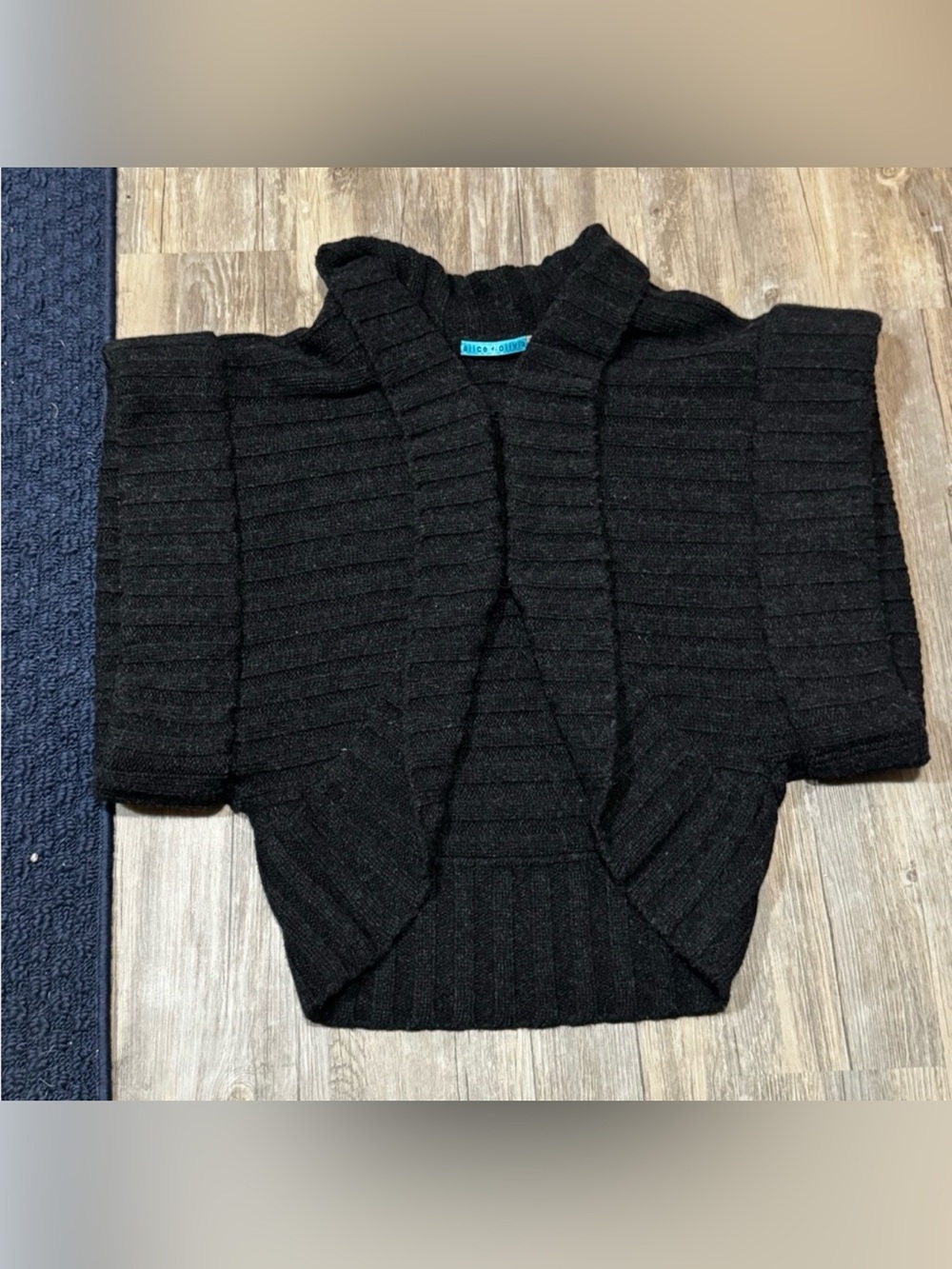 vintage Alice + Olivia knit cap-sleeve shrug cardigan
